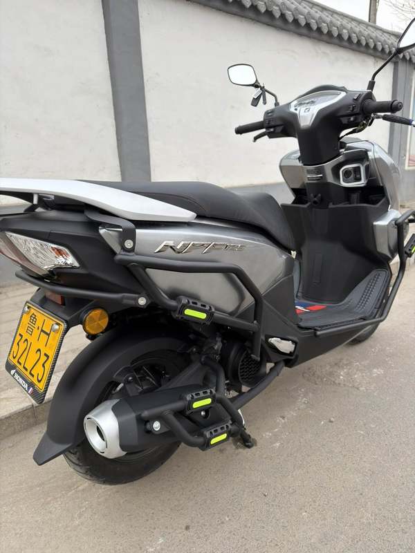 二手五羊本田NPF125