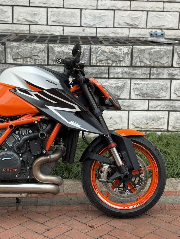 二手KTMR2R1290 Super Duke