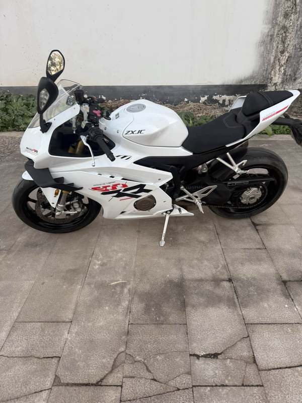 二手张雪机车500RR