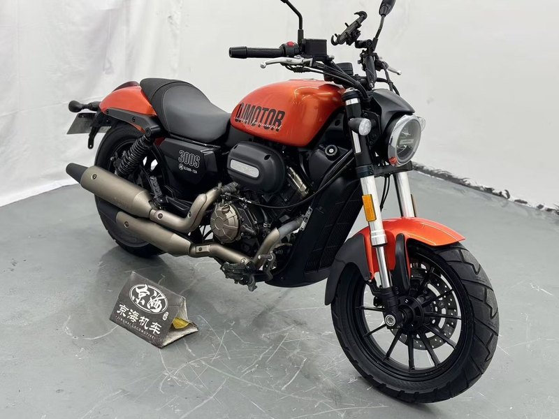 二手QJMOTOR闪300