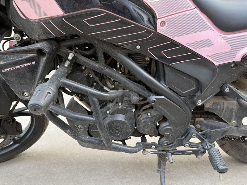 二手贝纳利幼狮 Leoncino 150