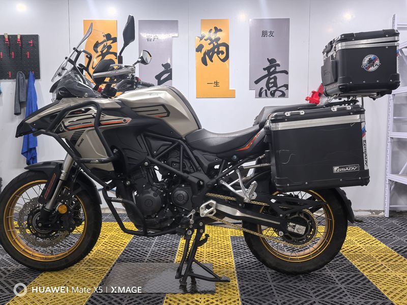 二手贝纳利TRK552