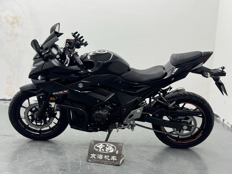二手豪爵铃木GSX250R