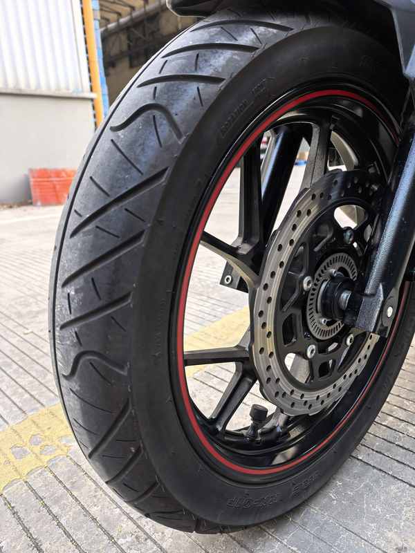 二手豪爵铃木DL250