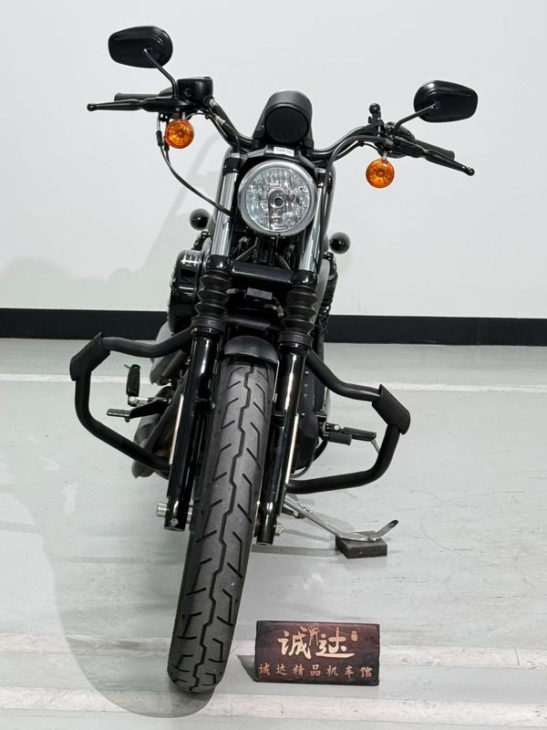 二手哈雷戴维森Iron883 硬汉