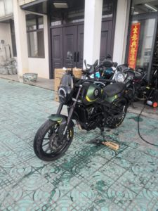 二手贝纳利幼狮 Leoncino 250