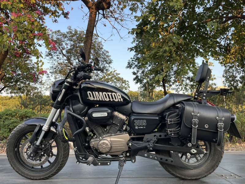 二手QJMOTOR闪300