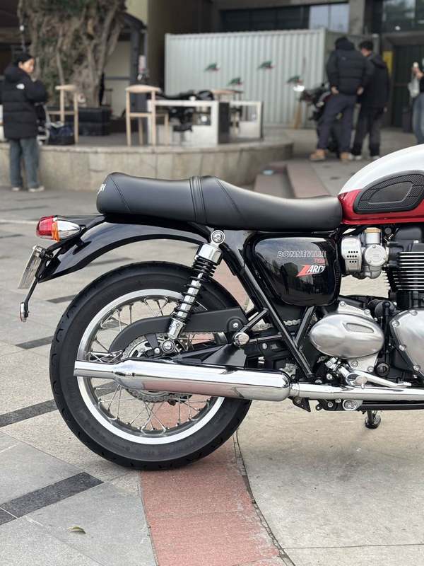 二手凯旋Bonneville T120