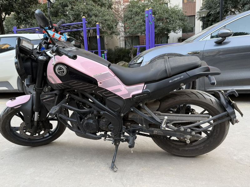 二手贝纳利幼狮 Leoncino 150