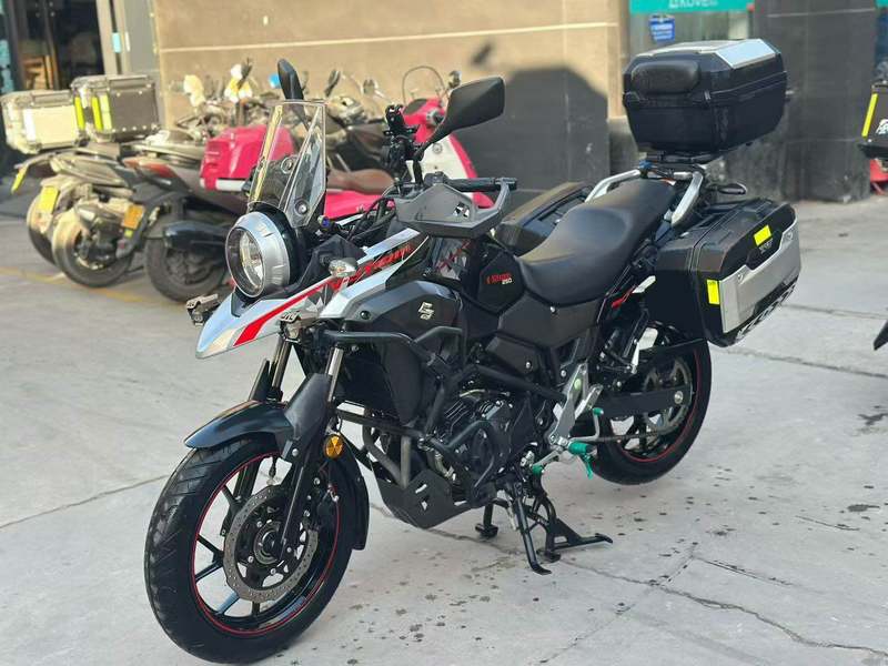 二手豪爵铃木DL250