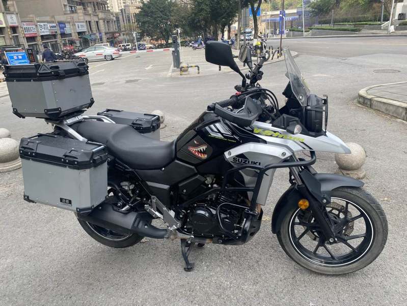 二手豪爵铃木DL250