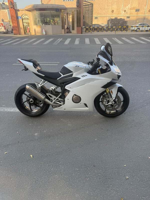 二手张雪机车500RR