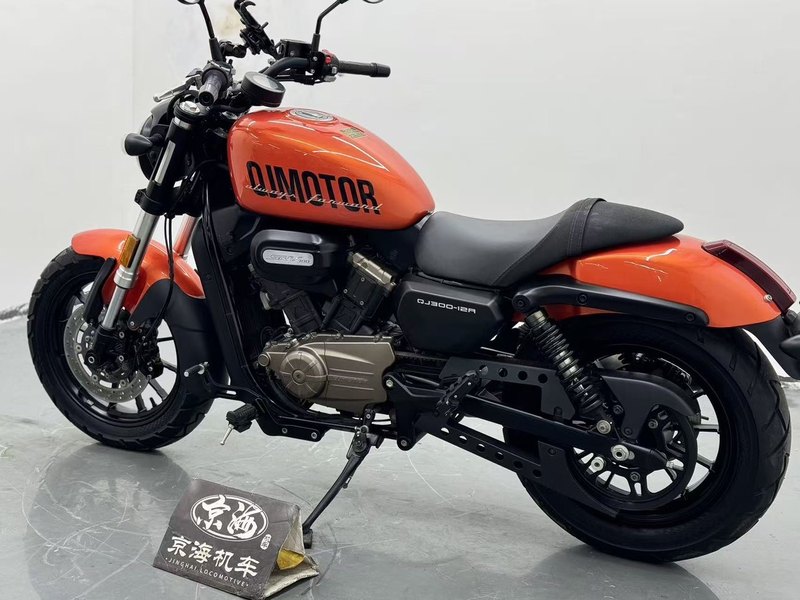 二手QJMOTOR闪300