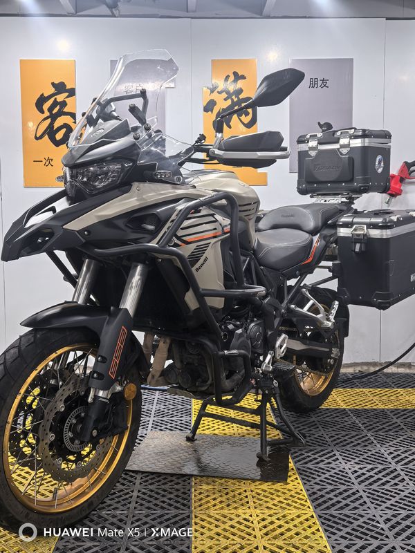 二手贝纳利TRK552