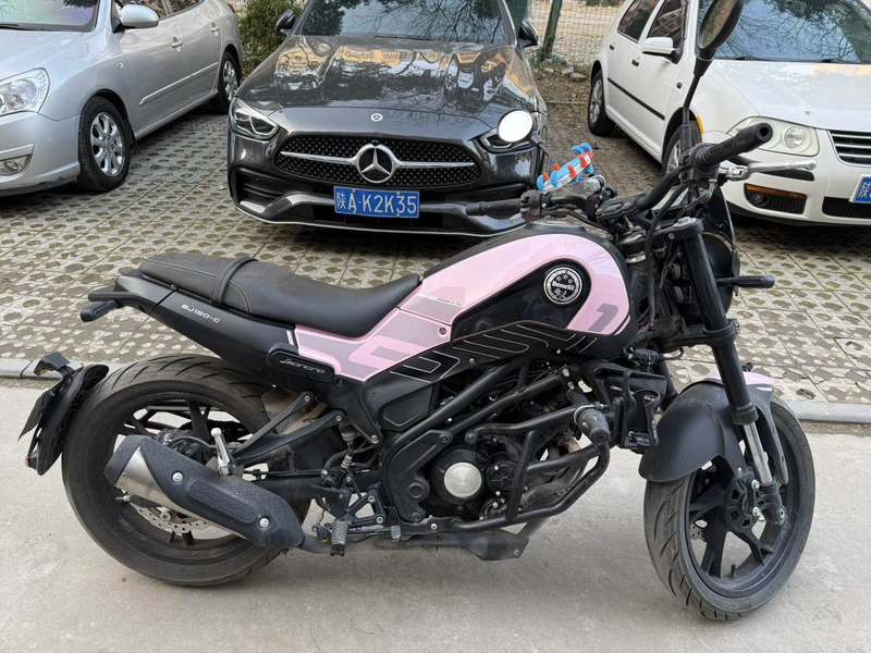 二手贝纳利幼狮 Leoncino 150