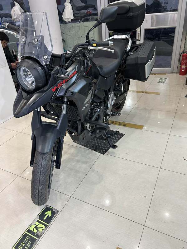 二手豪爵铃木DL250