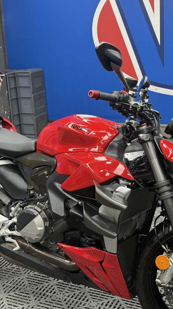 二手杜卡迪Street Fighter V2