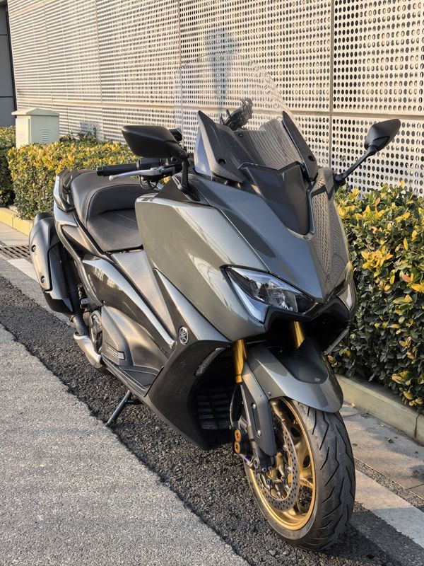 二手雅马哈TMAX