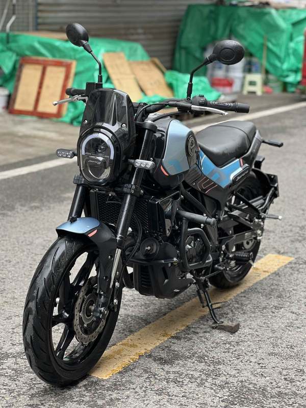 二手贝纳利幼狮 Leoncino 150