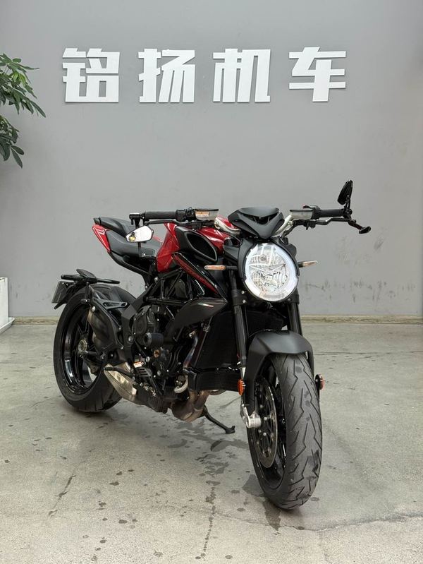 二手奥古斯塔Brutale 800