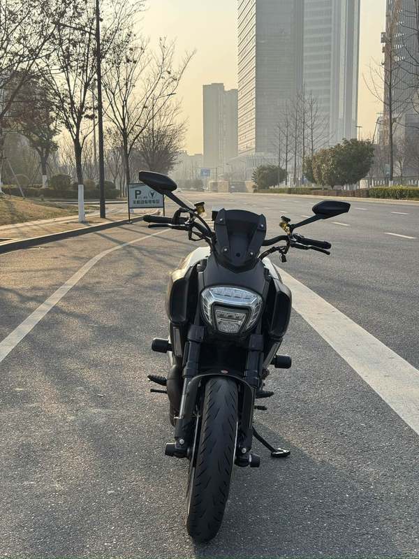 二手杜卡迪Diavel 