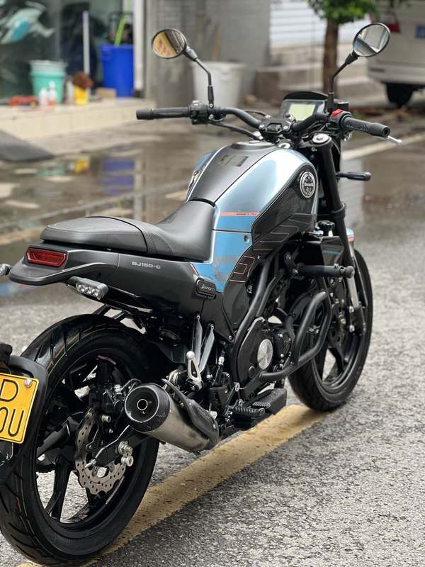 二手贝纳利幼狮 Leoncino 150