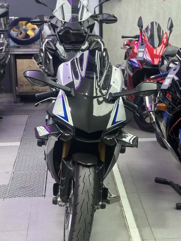 二手雅马哈YZF-R1