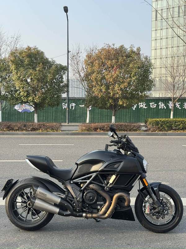 二手杜卡迪Diavel 