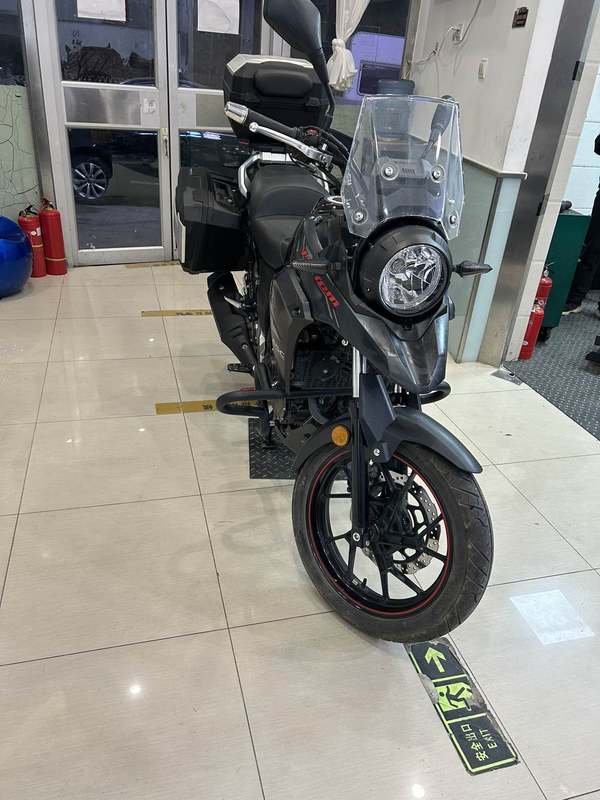 二手豪爵铃木DL250