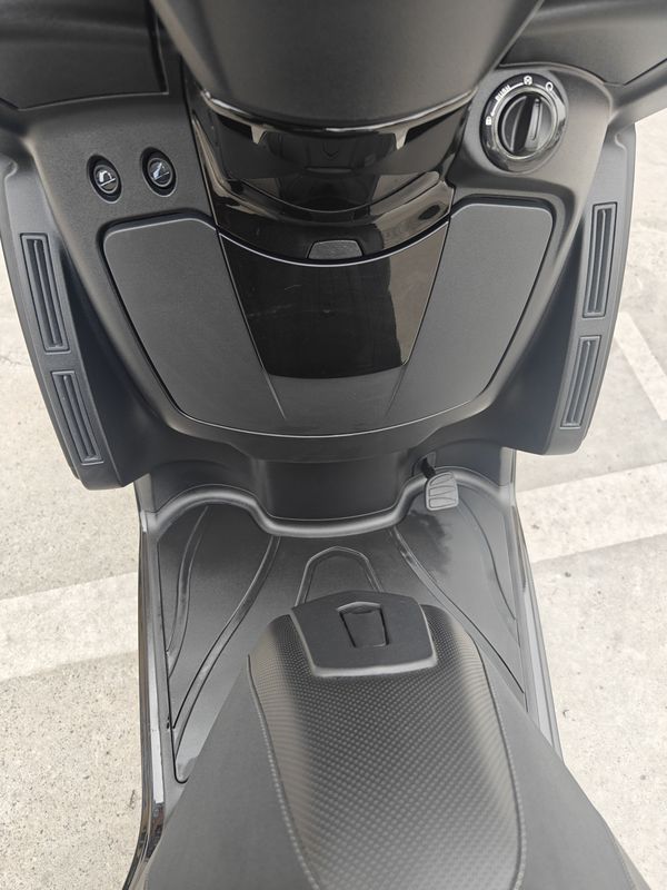 二手标致METROPOLIS