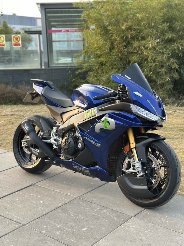 二手阿普利亚RSV4