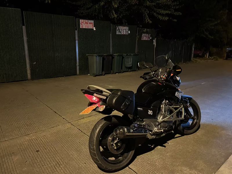 二手豪爵铃木骊驰 GW250