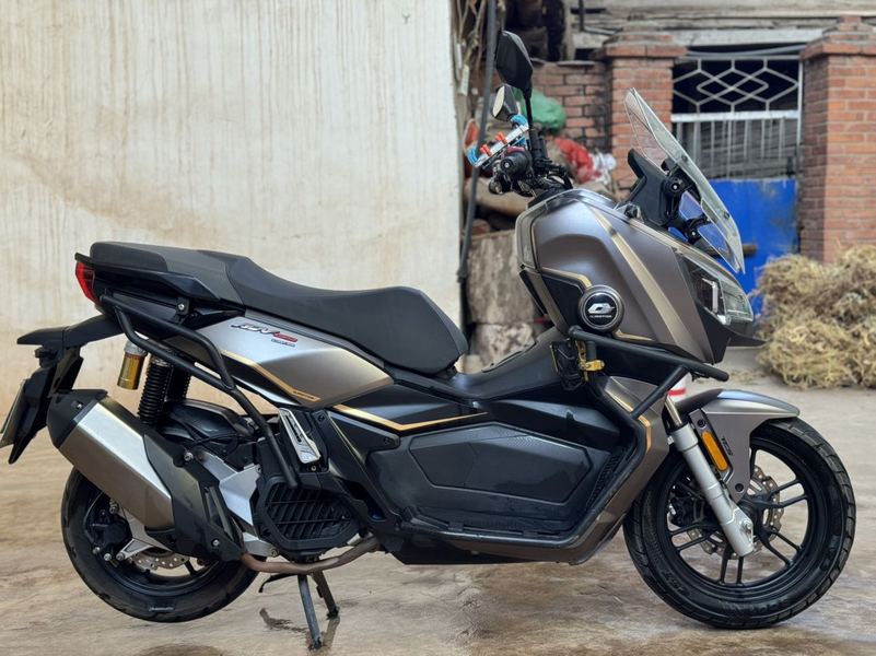 二手QJMOTOR鸿150ADV