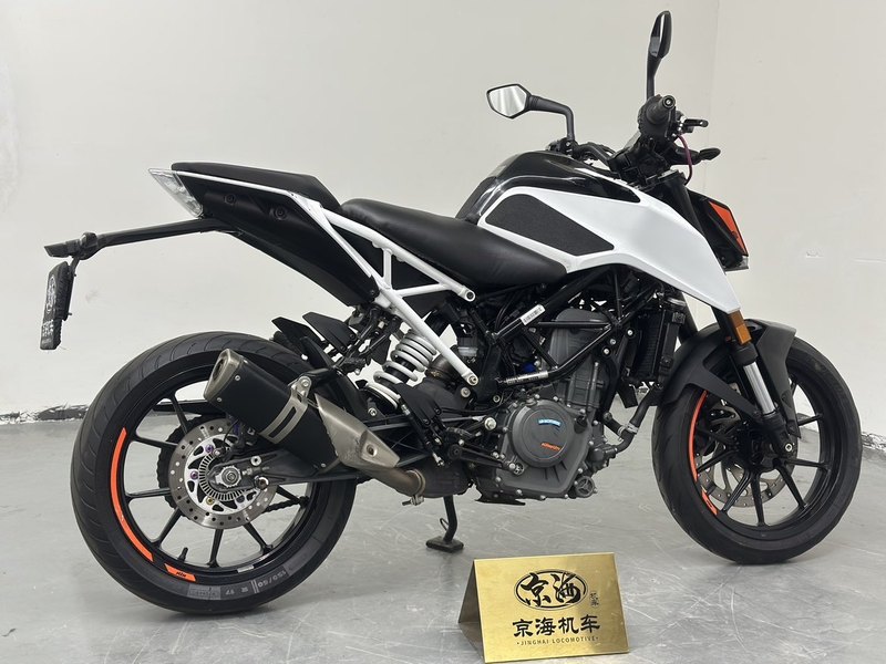 二手KTMR2R390 Duke