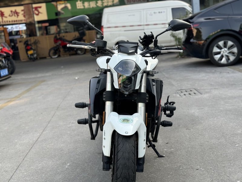 二手贝纳利TNT600i