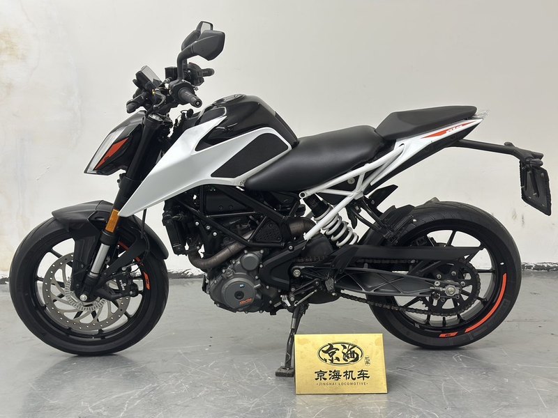 二手KTMR2R390 Duke