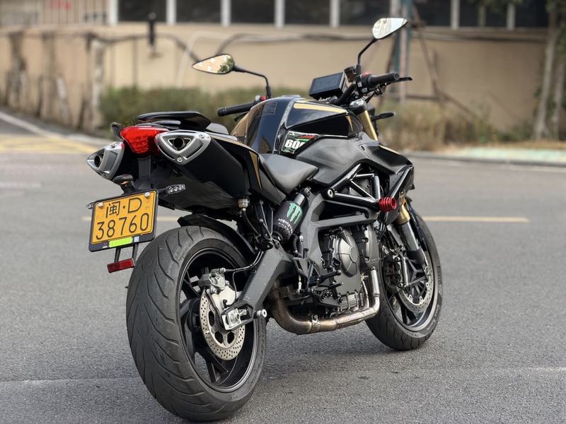 二手贝纳利TNT600i