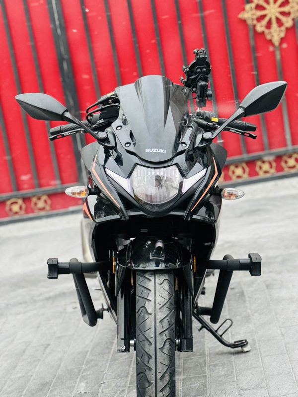 二手豪爵铃木GSX250R