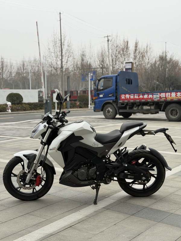 二手贝纳利小迅龙 BN150S