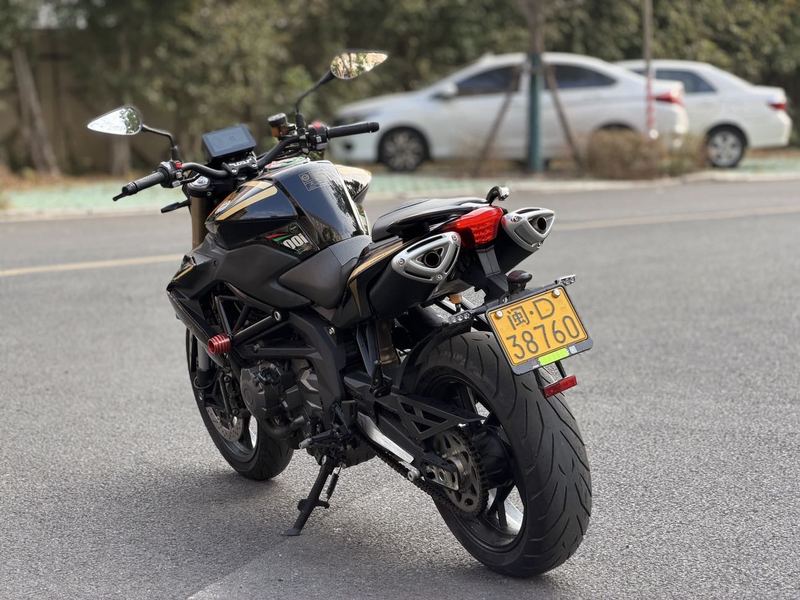 二手贝纳利TNT600i