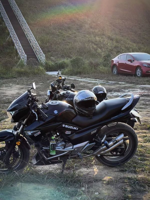 二手豪爵铃木骊驰 GW250