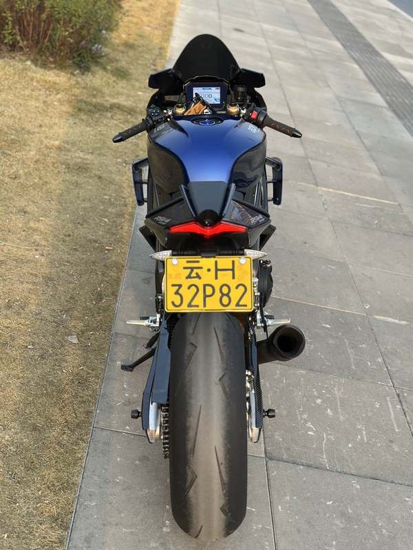 二手阿普利亚RSV4