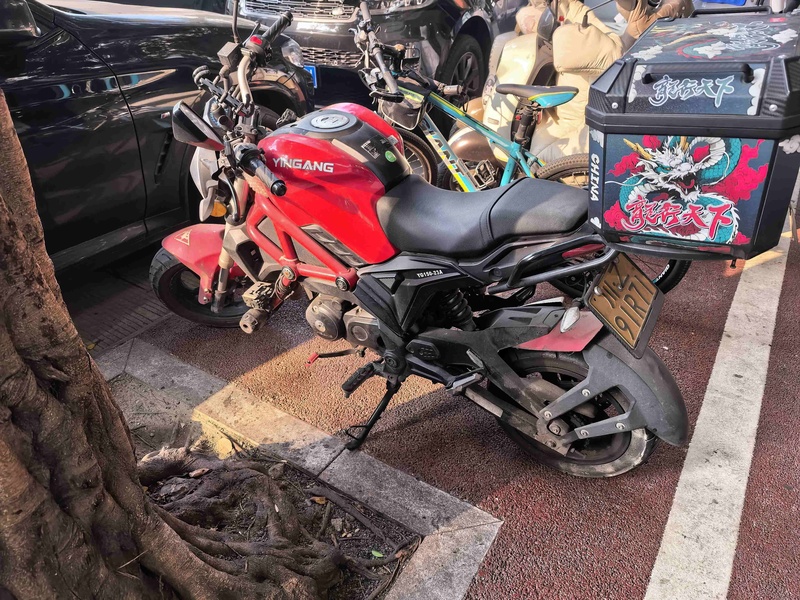 二手银钢小怪兽150