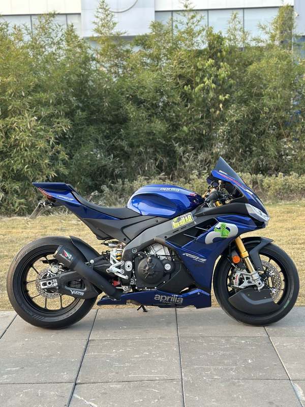二手阿普利亚RSV4