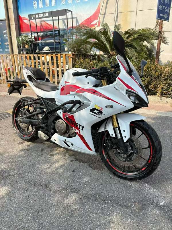 二手QJMOTOR赛250