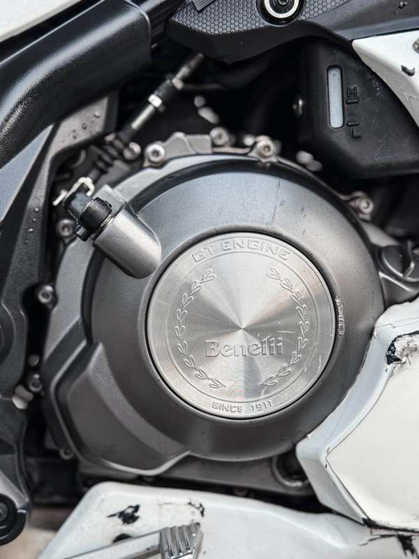 二手贝纳利龙卷风 Tornado 302R