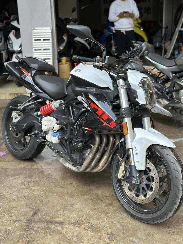 二手贝纳利TNT600i