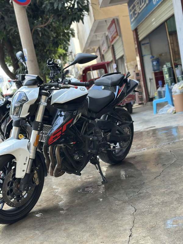 二手贝纳利TNT600i