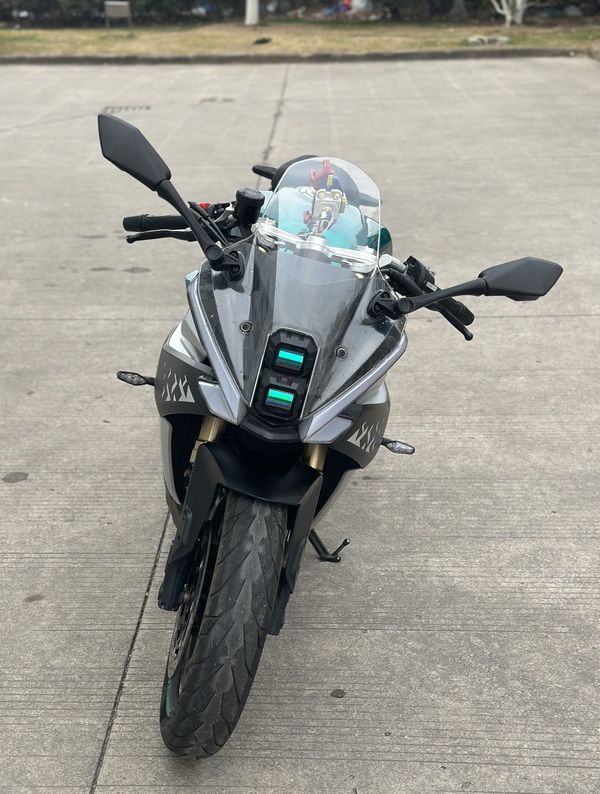 二手贝纳利龙卷风 Tornado 552R