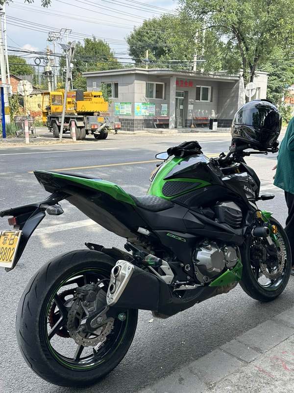 二手川崎Z800 